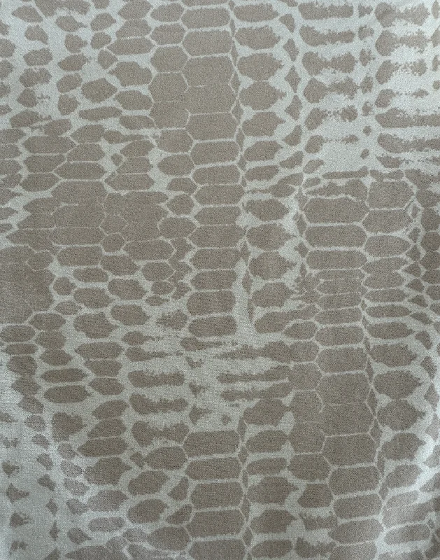 Light Snake Print