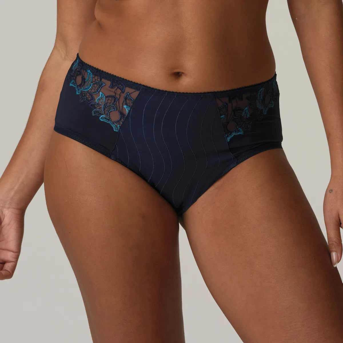 silk - lined women briefs for a touch of luxuryPrima Donna Deauville Full Brief in Velvet Blue