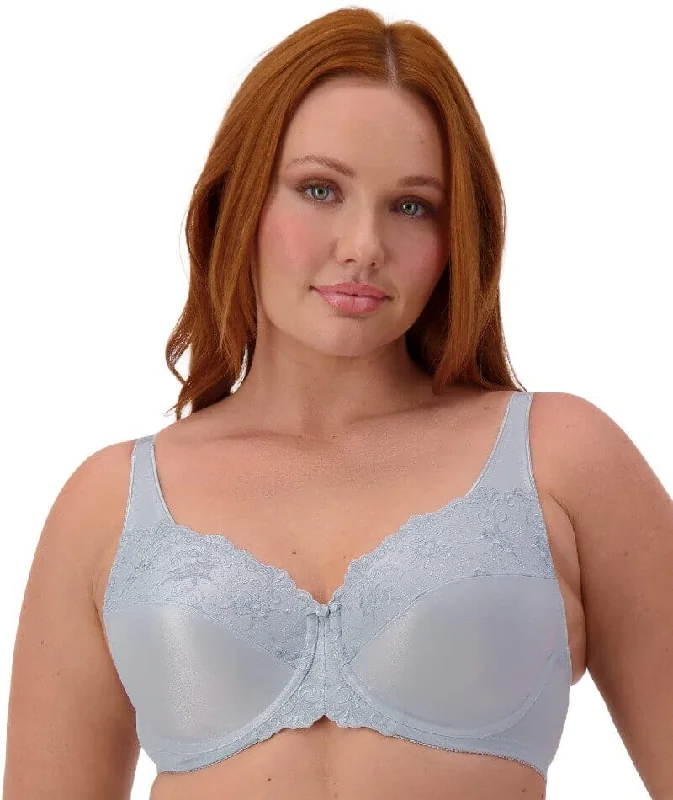 full cup bras for complete coverageTriumph Embroidered Minimizer Bra - Pearl Grey