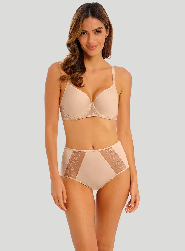 plunge push up bras for a bold lookWacoal: Lisse Underwired Moulded Spacer Bra Frappe