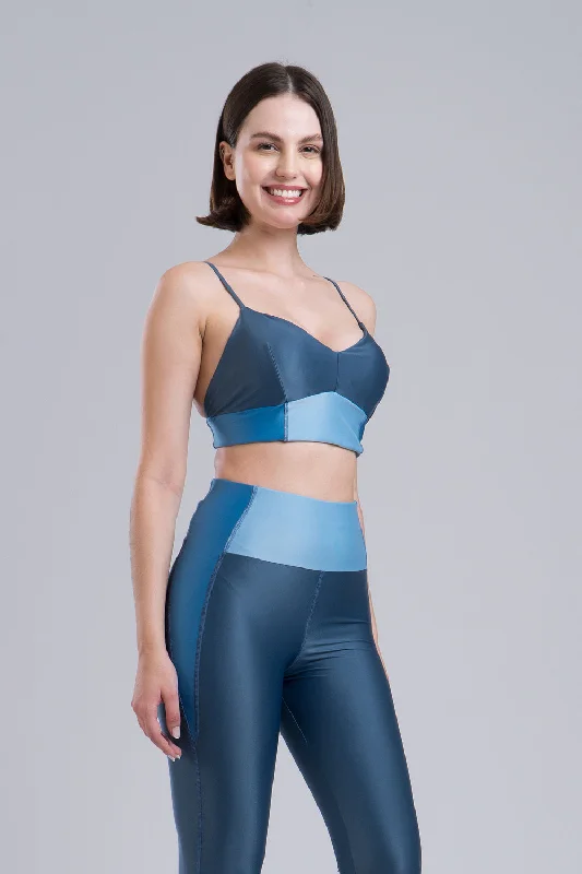 colorful women sport bra for a stylish lookHit Sport Bra - Blue