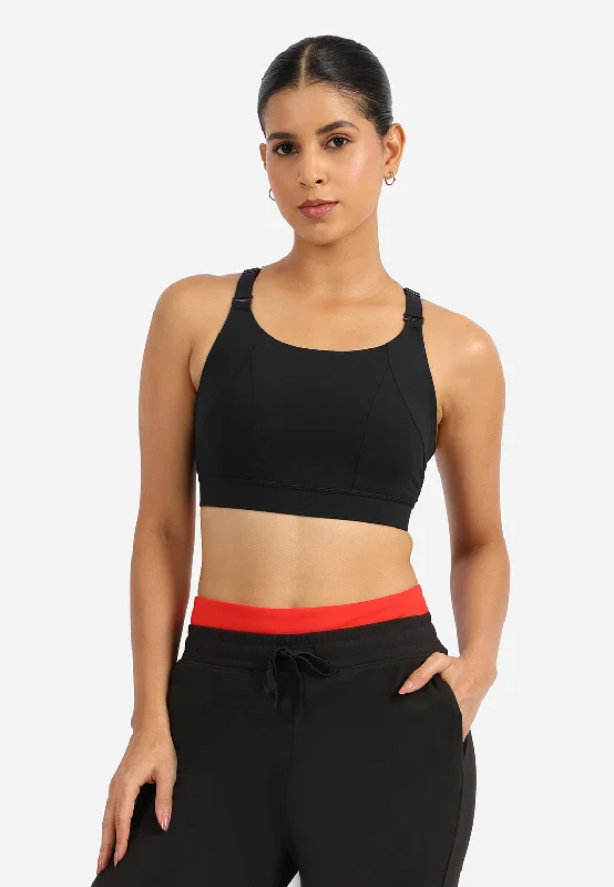 petite women sport bra with proper fitUltimate Support Sports Bra